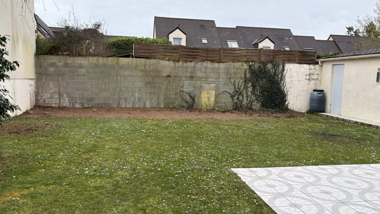 Dessouchement de la haie à Couëron