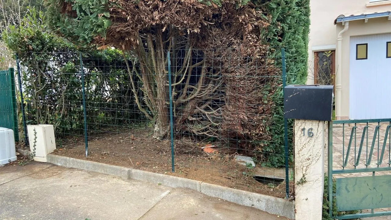 Dessouchement pose de cloture à Couëron